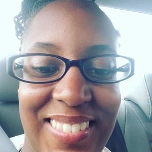 Meet your Posher, Alisa